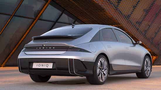 Hyundai Ioniq 6 लक्ज़री EV कार की भारत में रेंज, कीमत और लॉन्च की तारीख जानें